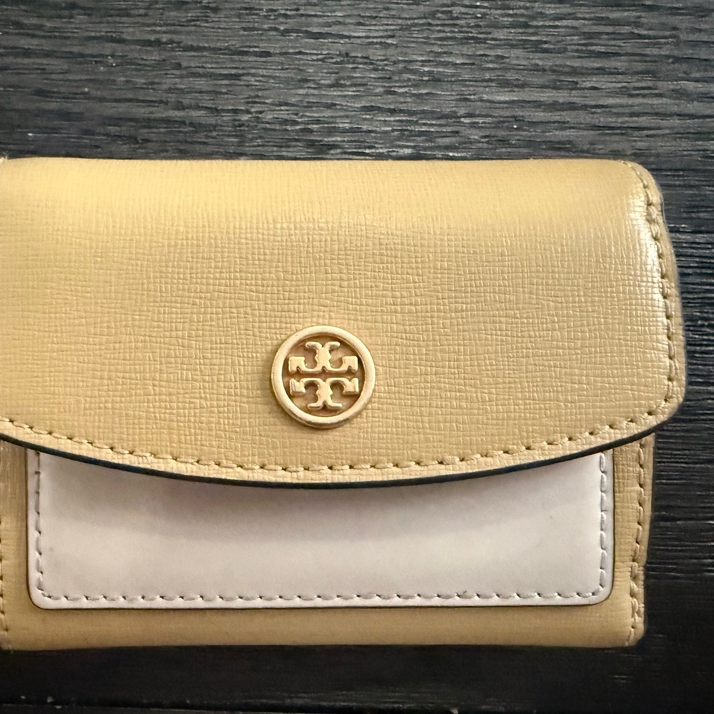 Tory Burch Gold and Cream Women's Wallet